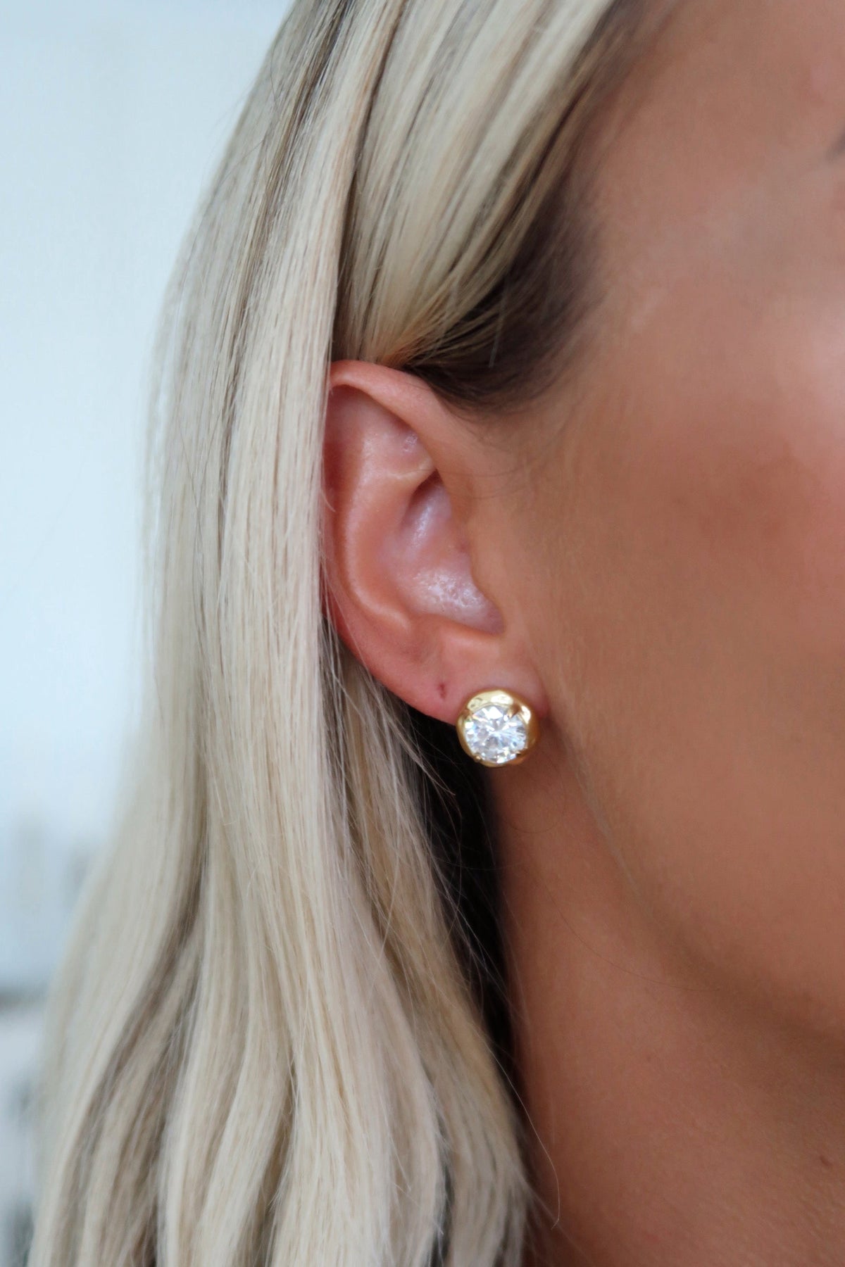 OLIVE EARRINGS