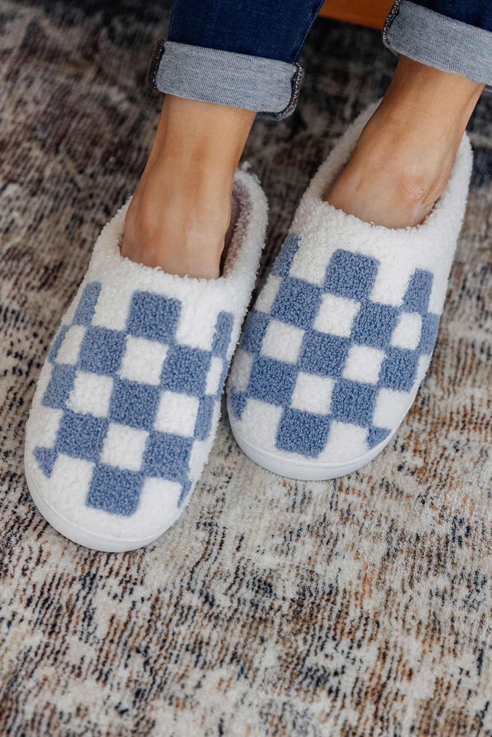 Black Checkered Print Fuzzy Slip On Winter Slippers