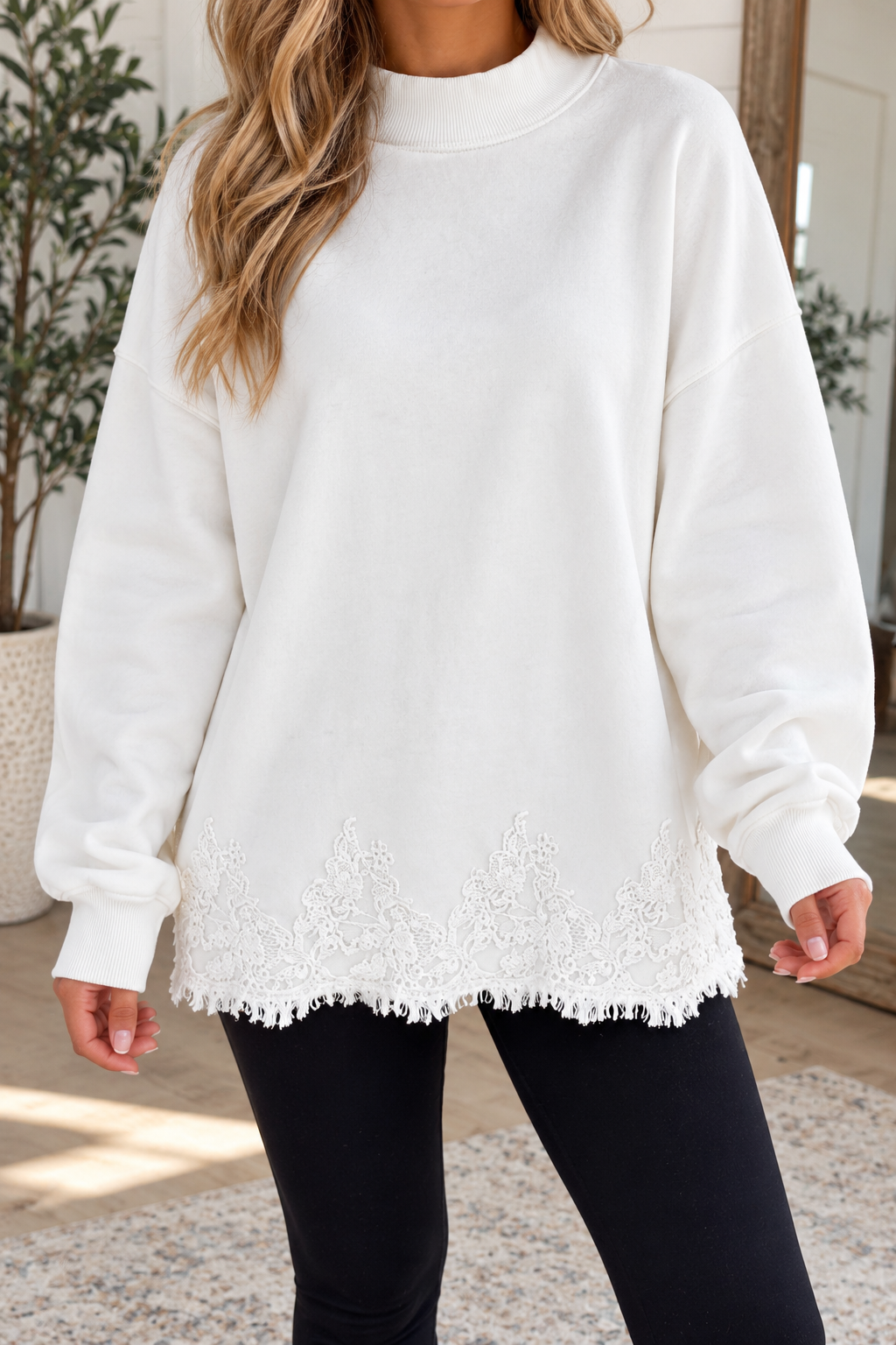 Lace Splicing Hem Sweatshirt