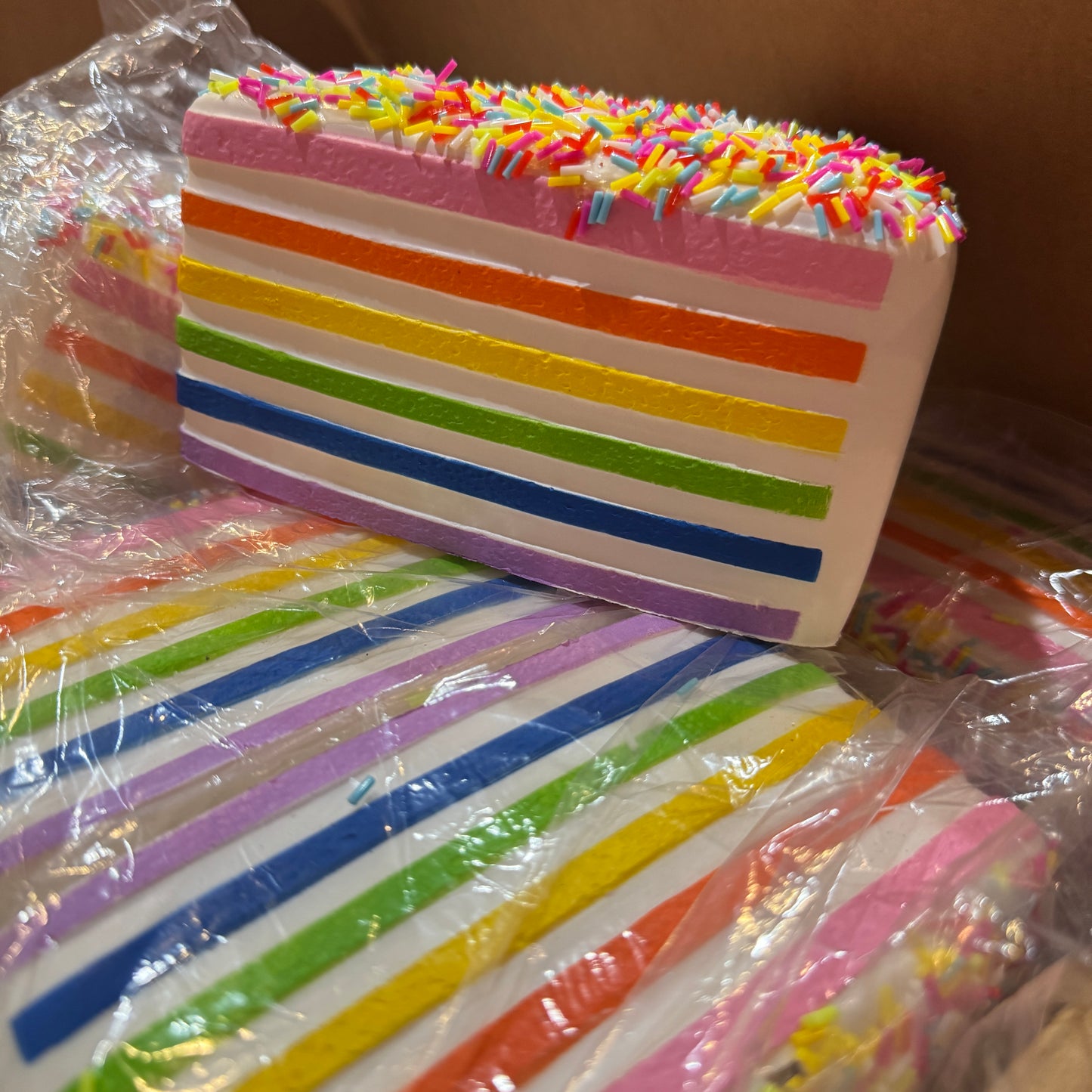 VIRAL-SQUISHY BIRTHDAY CAKE