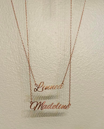 *RERUN Custom Multi-Name Necklace*