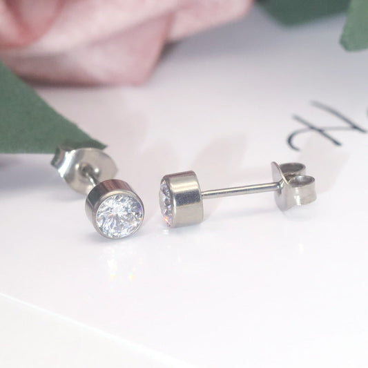 Preorder: Back to Basics Dainty Studs*