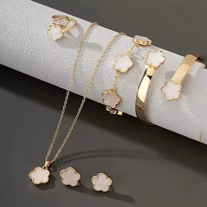 Five Clover Jewelry Set RTS