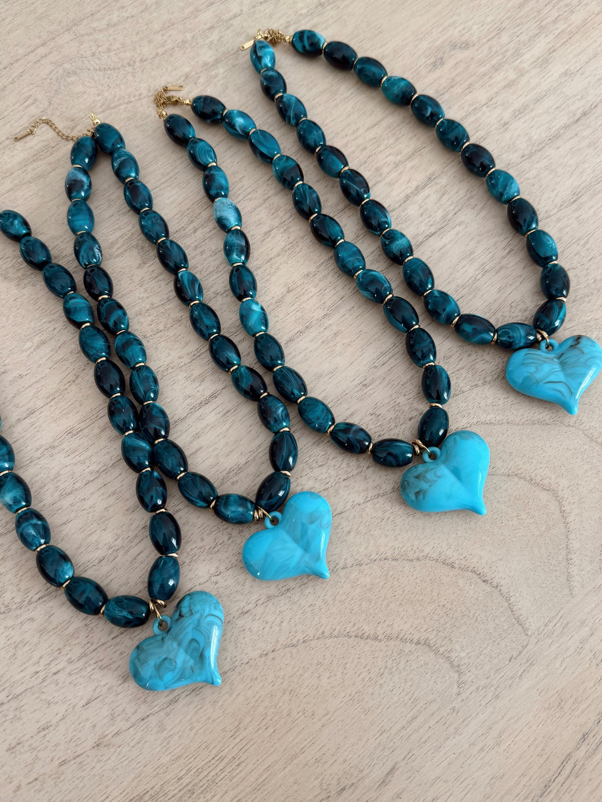 BLUE HANNAH NECKLACE