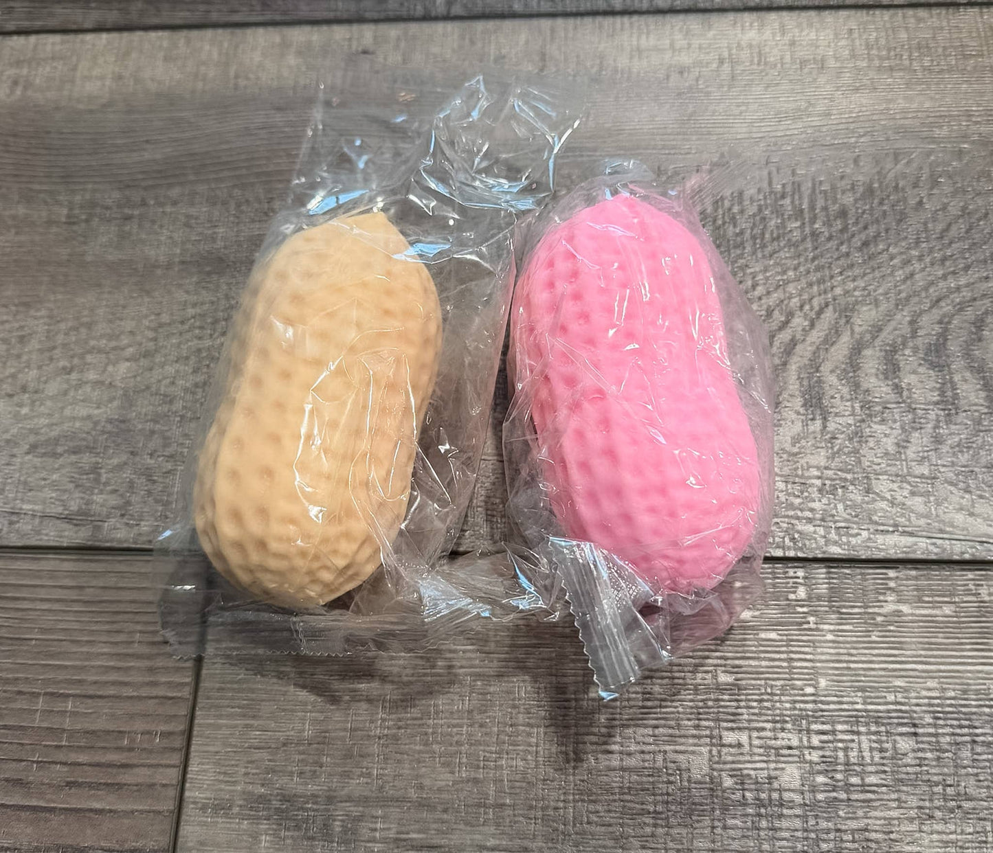 VIRAL - Squishy Squish Circus Peanut